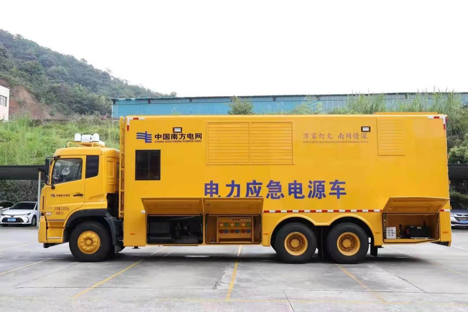 云龙安康大型柴油发电机发电车UPS电源出租租赁